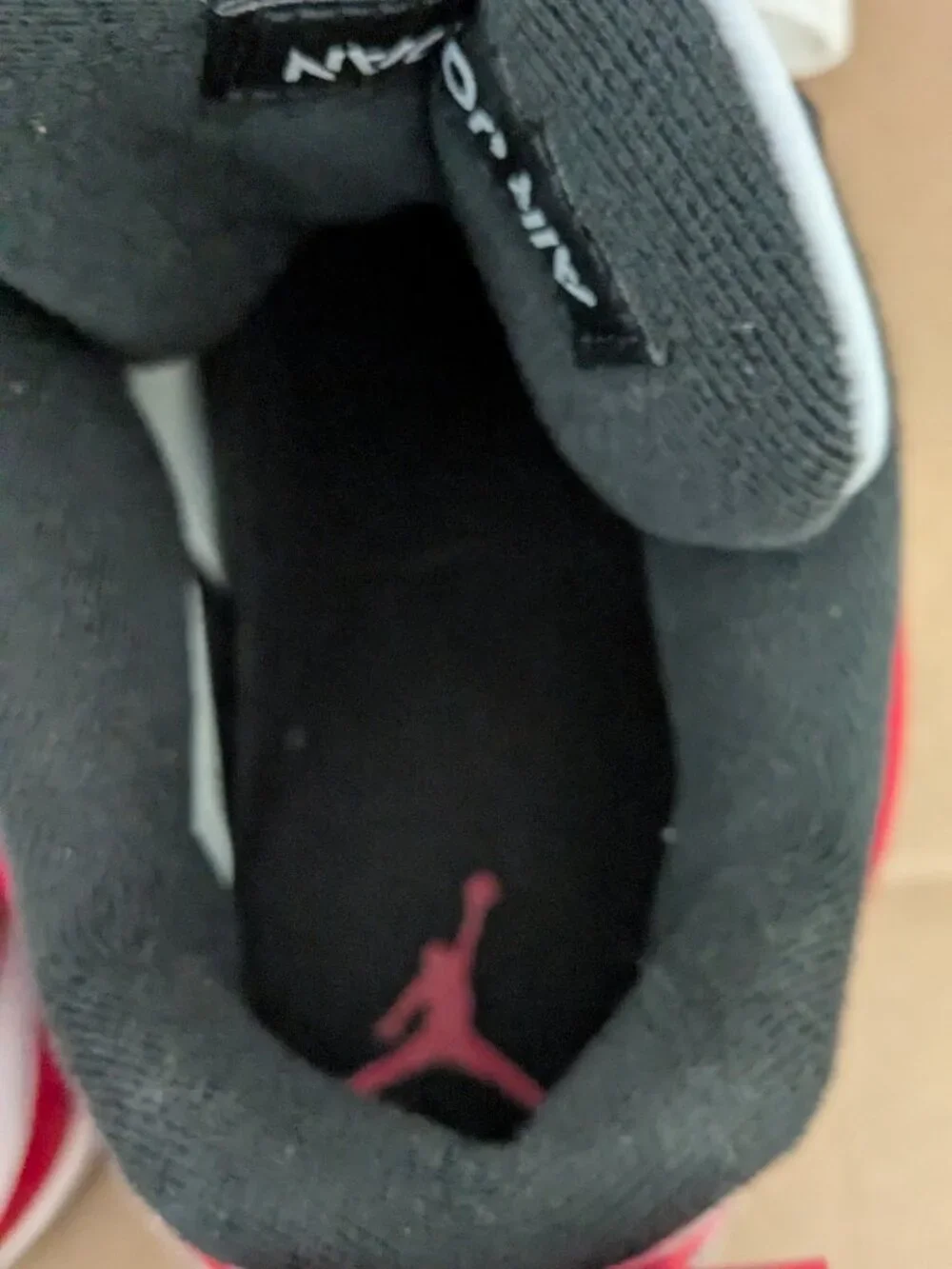 Jordan 4 Retro Red Cement Men's Size 10.5  DH6927-161